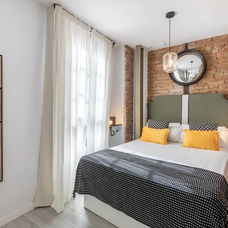 Apartamentos Puerta Elvira Suites 3000-3